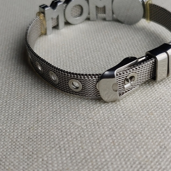 5/$20.⭐️Baseball mom bracelet - Picture 2 of 6